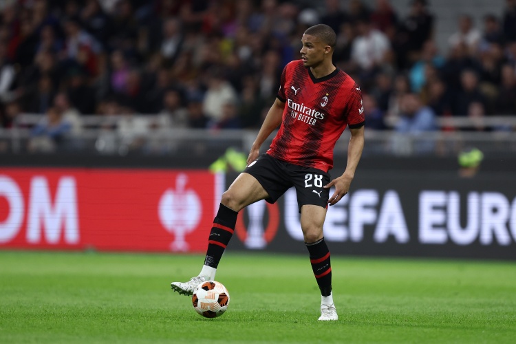 佳夫：今天的比賽有點幸運，但邁尼昂進行了出色的撲救