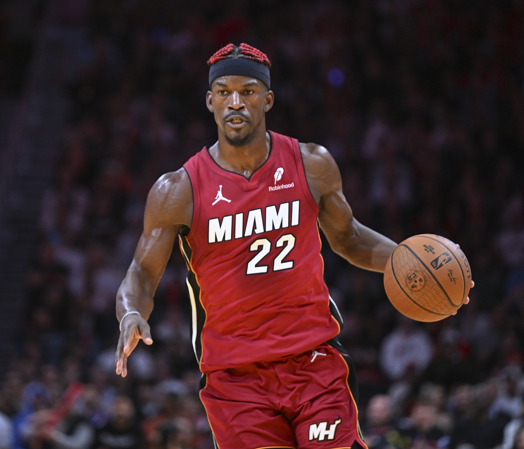 路威：東契奇都能被交易 你還能責(zé)怪巴特勒想控制自己的未來嗎？