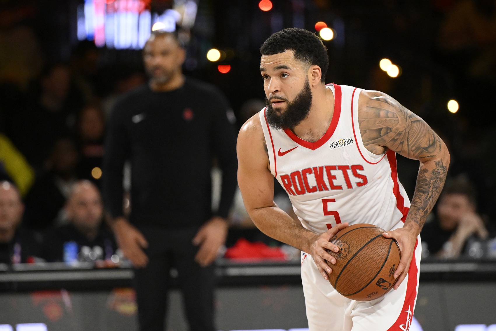 烏度卡:范弗里特還未訓練 他和小賈巴里很可能全明星后才能回歸