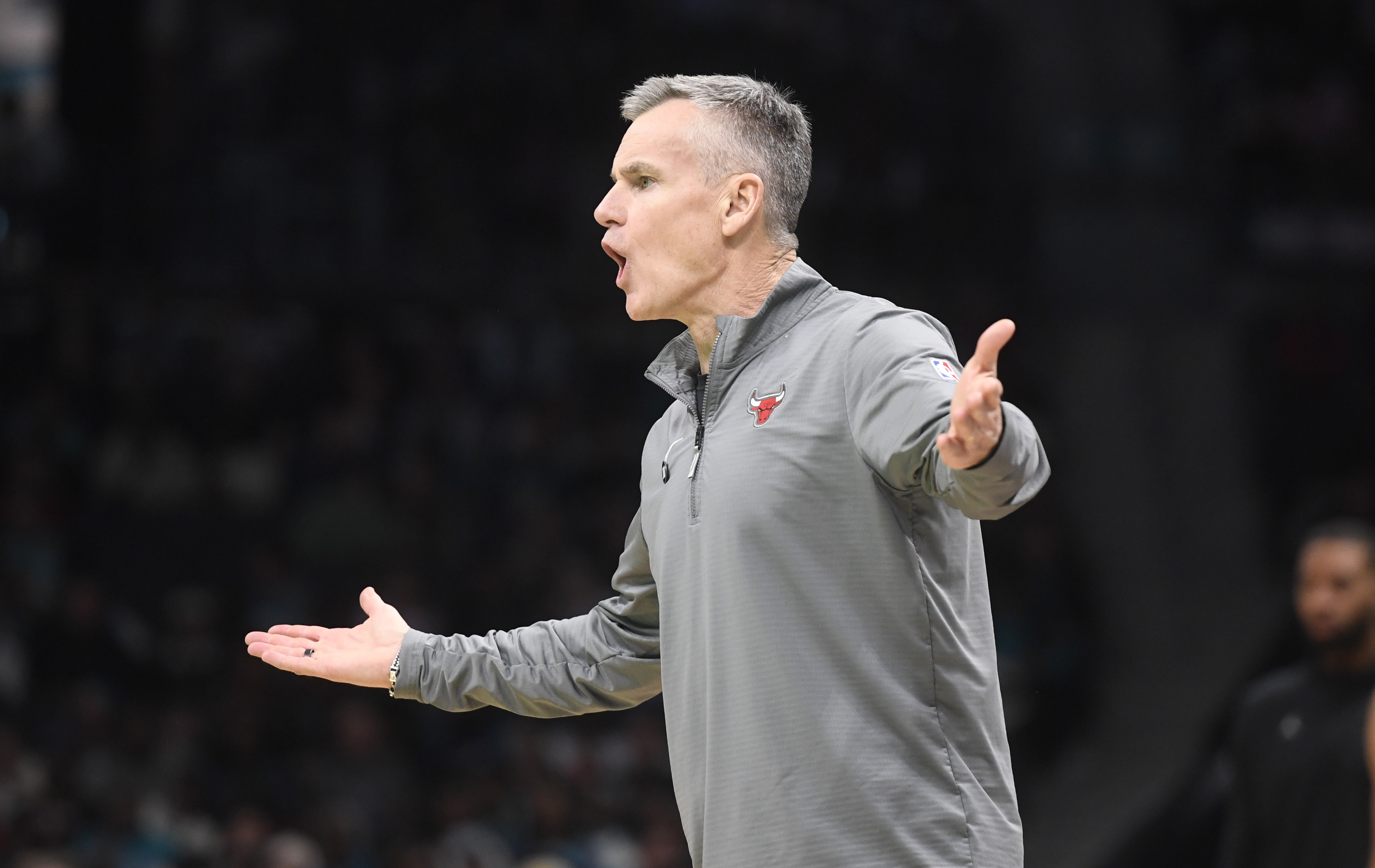 公牛40分慘敗 多諾萬:在場邊目睹這一切 真的很尷尬