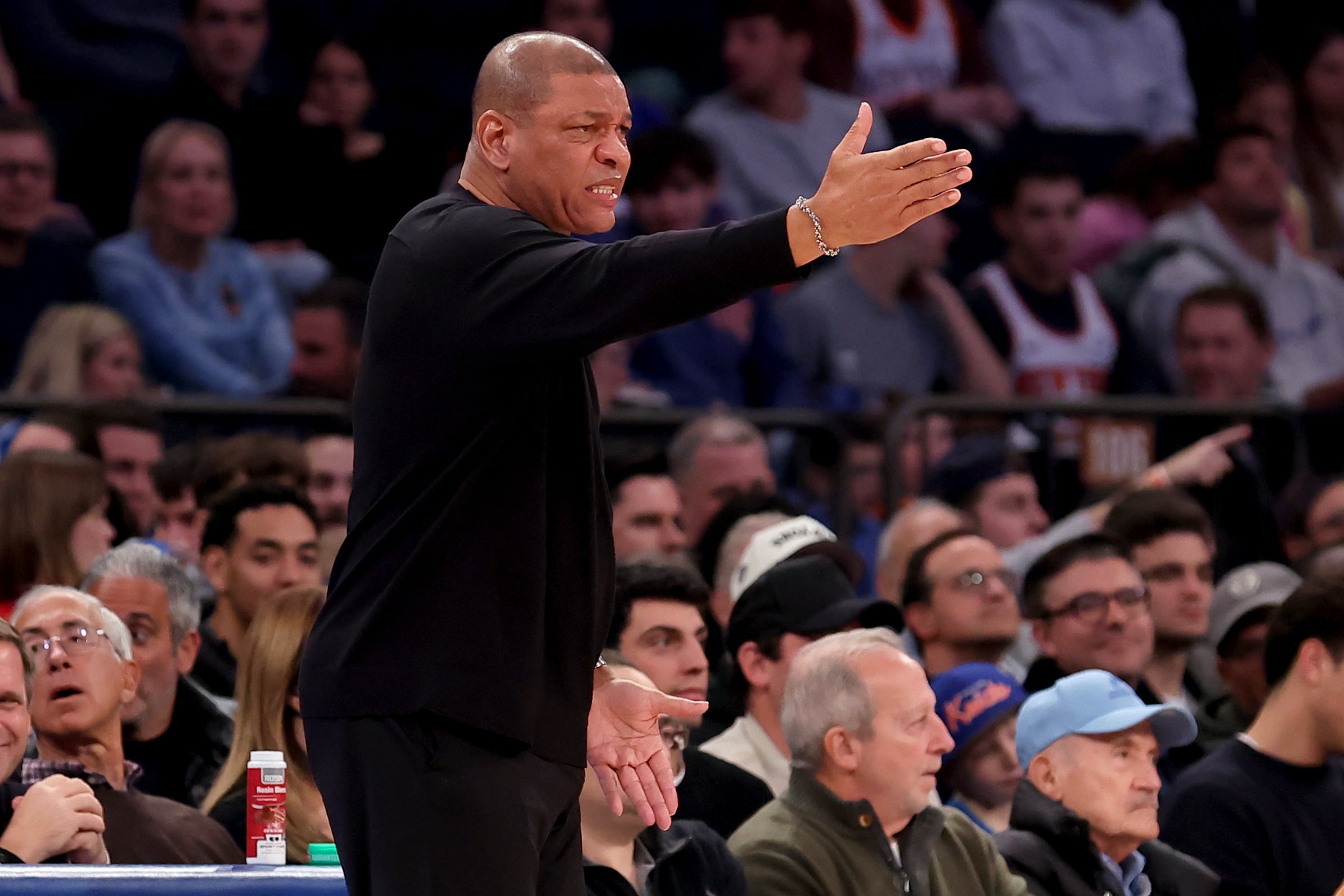 老里:這場防守還可以 但沒完成限制對方得分不過百的目標(biāo)