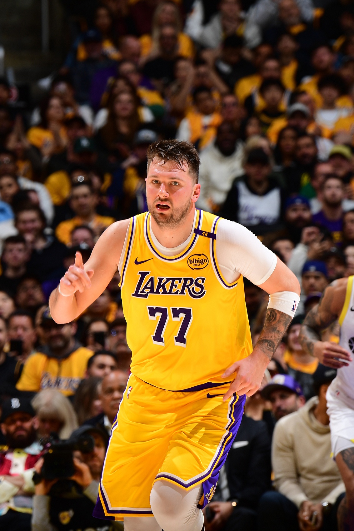 豪斯談東契奇：成湖人的門(mén)面與眾不同 杰倫威進(jìn)全明星都無(wú)人知